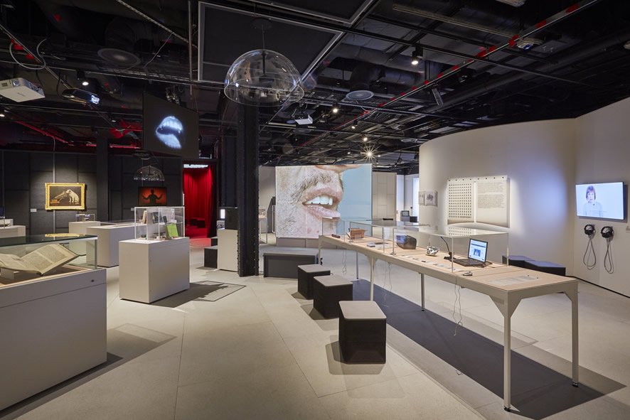 directional dome speaker at Wellcome